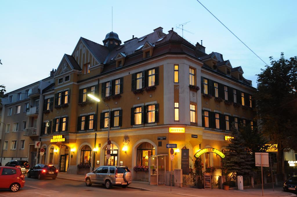 Hotel Bergwirt Schoenbrunn Vídeň Exteriér fotografie
