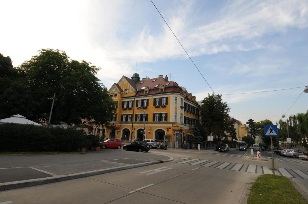 Hotel Bergwirt Schoenbrunn Vídeň Exteriér fotografie
