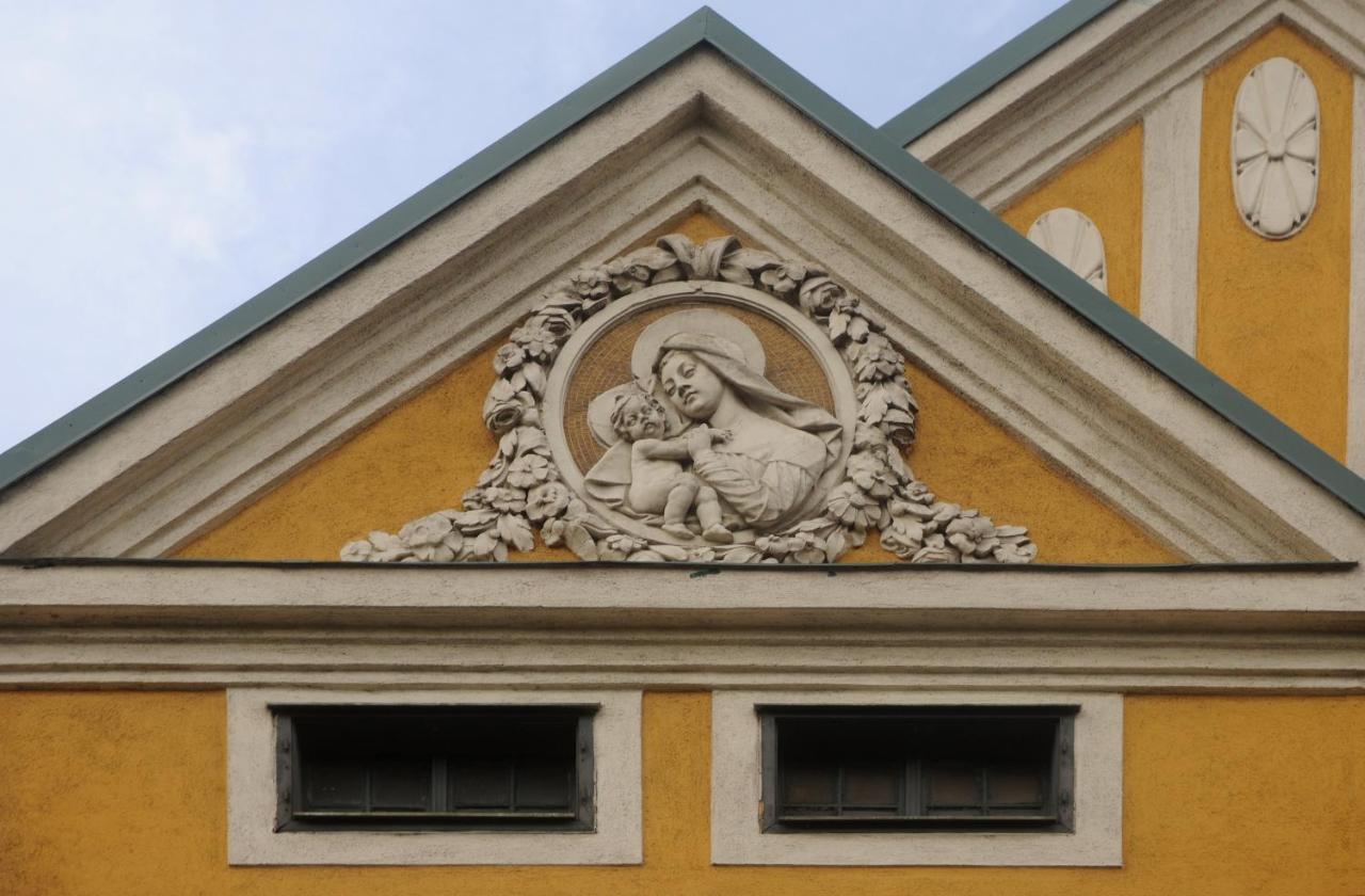 Hotel Bergwirt Schoenbrunn Vídeň Exteriér fotografie